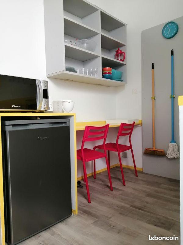 Residence Les Volets Bleus: Studio De 30 M² Classe 2 * Rochefort  Buitenkant foto